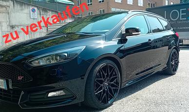  Ford Focus ST SW