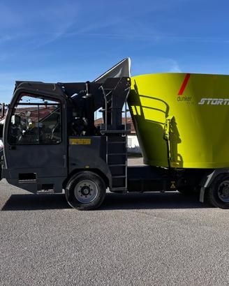 Carro miscelatore semovente Storti Dunker SV 14