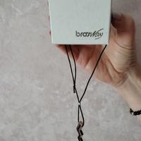 collana con ciondolo 