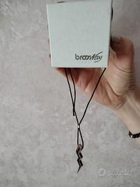 collana con ciondolo 