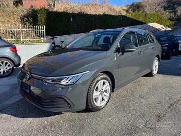 VOLKSWAGEN Golf Variant 2.0 TDI 115 CV SCR Life