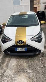 Toyota Aygo Connect 1.0 VVT-i 72 CV 5 porte x-cool
