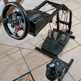 Postazione di simulatore di guida 