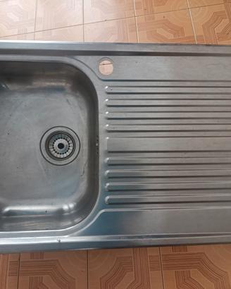 lavandino in acciaio inox 