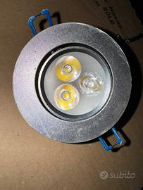 Faretti orientabili 4000 K SPOT