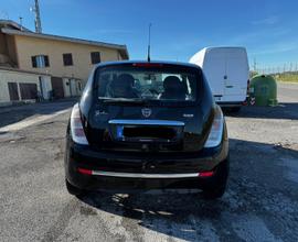 Lancia Ypsilon 1.3 MTJ 75cv 2012 UNYCA