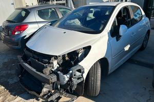 Peugeot 207 1.4 HDi 70CV 5p. Active