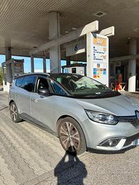 Renault grand  scenic