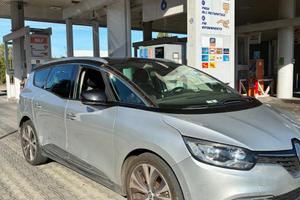 Renault grand  scenic