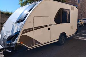 Knaus Sport & Fun 480  Black Selection