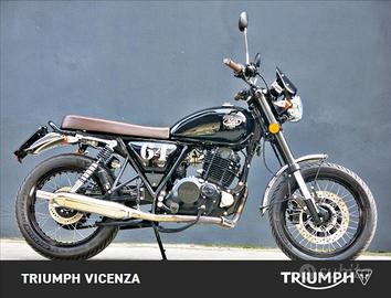 MASH Black Seven 250 4T Abs