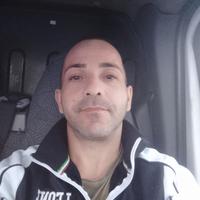 Operaio in linea di produzione e magazziniere