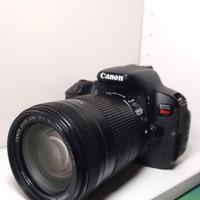 Canon t5i (700D) + 18-135 3.5 5.6 STM + Grip batte