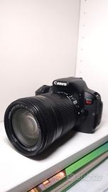 Canon t5i (700D) + 18-135 3.5 5.6 STM + Grip batte