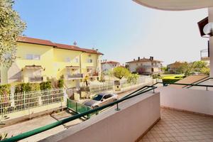 VILLA A SCHIERA D'ANGOLO A LATISANA