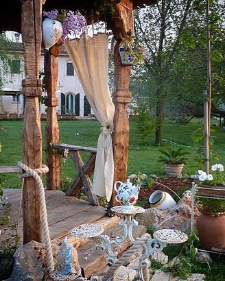 Gazebo legno antico  pezzo unico