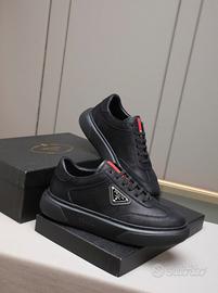 PRADA Sneakers Low-Top con Scatola & Dust Bag | De