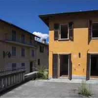 AGRA (VA) vendiamo CASA singola in centro paese