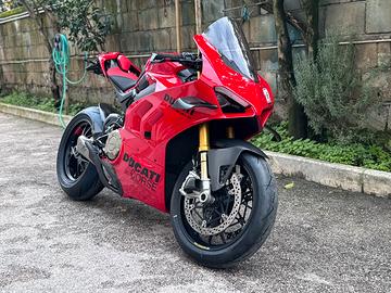 Ducati Panigale  V4S