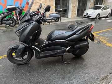 Yamaha XMax 2020