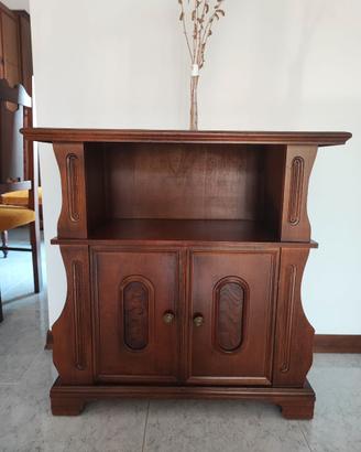 Mobile in legno massello