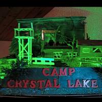 DIORAMA CRYSTAL LAKE 