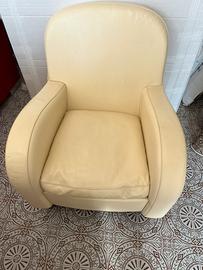 Poltrona Frau modello Daisy