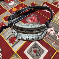 Marsupio Love Moschino 