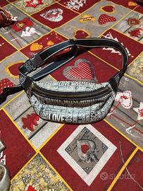 Marsupio Love Moschino 