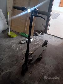 monopattino elettrico ritiro a mano