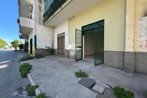 NEGOZIO A FRATTAMAGGIORE