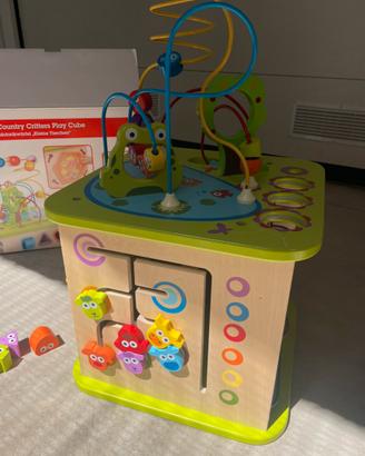 Hape country  critters play cube