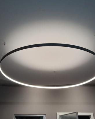 luce sospesa Zava