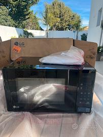 Forno microonde nuovo LG