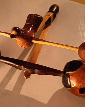 Strumento musicale percussione in legno 