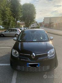 Renault Twingo urban night elettrica