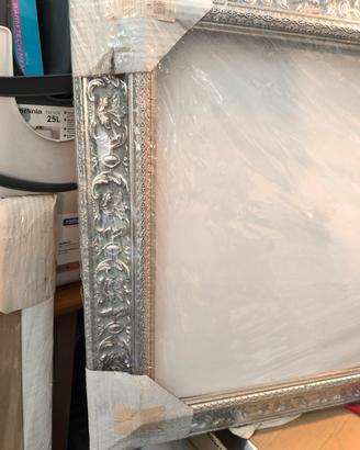 cornice 