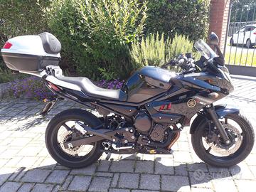 moto Yamaha Diversion XJ600