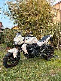 Kawasaki Z750 bianco perla