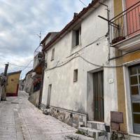 Terratetto centro storico da ristrutturare