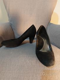 scarpe décolleté con tacco