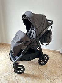TRIO Inglesina APTICA XT con Darwin + isofix