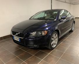 Volvo c70 2.4 D5 summum 2007