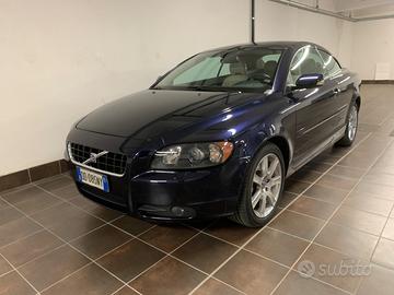 Volvo c70 2.4 D5 summum 2007