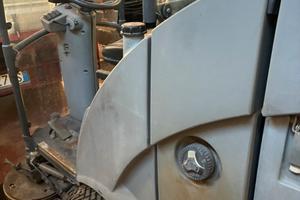 Spazzatrice stradale