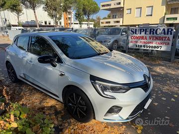 Renault Clio Full Hybrid E-Tech 140 CV garanzia 12