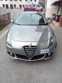 Alfa Romeo Giulietta 1600 jtdm 120 cv Aprile 2016 