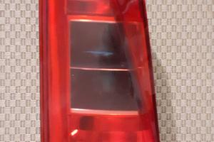 LANCIA MUSA 2006 - FANALE POSTERIORE SX