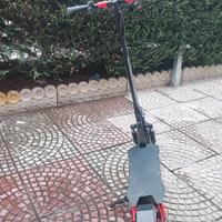 Monopattino elettrico 