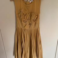 Vestito plissettato giallo con drappeggio, tg. S